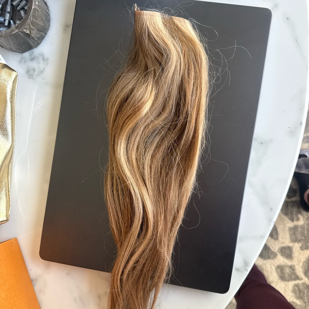 Hidden Crown Flip Up Ponytail Extension - Honey Blonde - Picture 2 of 9